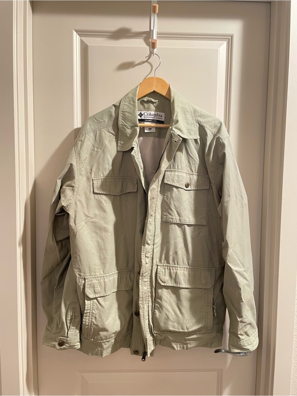 Columbia Sportswear Men’s Light Sage Green Utility Field Jacket w/ Chest Pockets